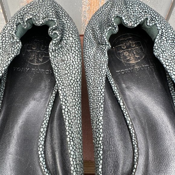 Tory Burch Stingray Reva Smoke Sz 7? - Picture 4 of 14